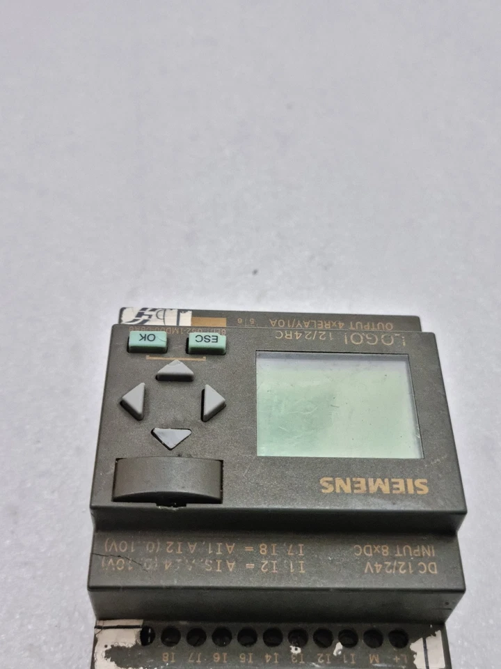 Siemens 6ED1052-1MD00-0BA6 12/24Rc Logo Plc Controller DC 12/24V 6ED10521MD000BA